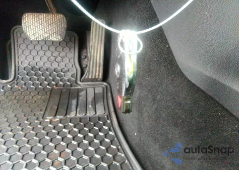 2011 Mercedes-Benz E 350 from USA, damaged, VIN WDDHF5GB1BA499805